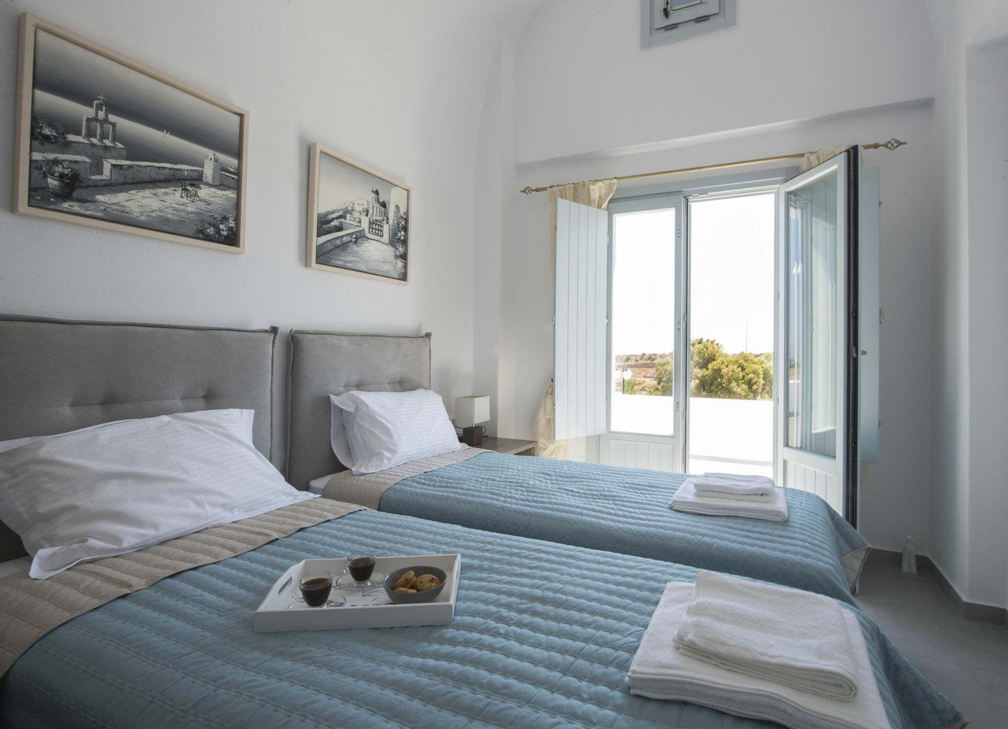 Sea And Sand Villas โมโนลิธอส ภายนอก รูปภาพ