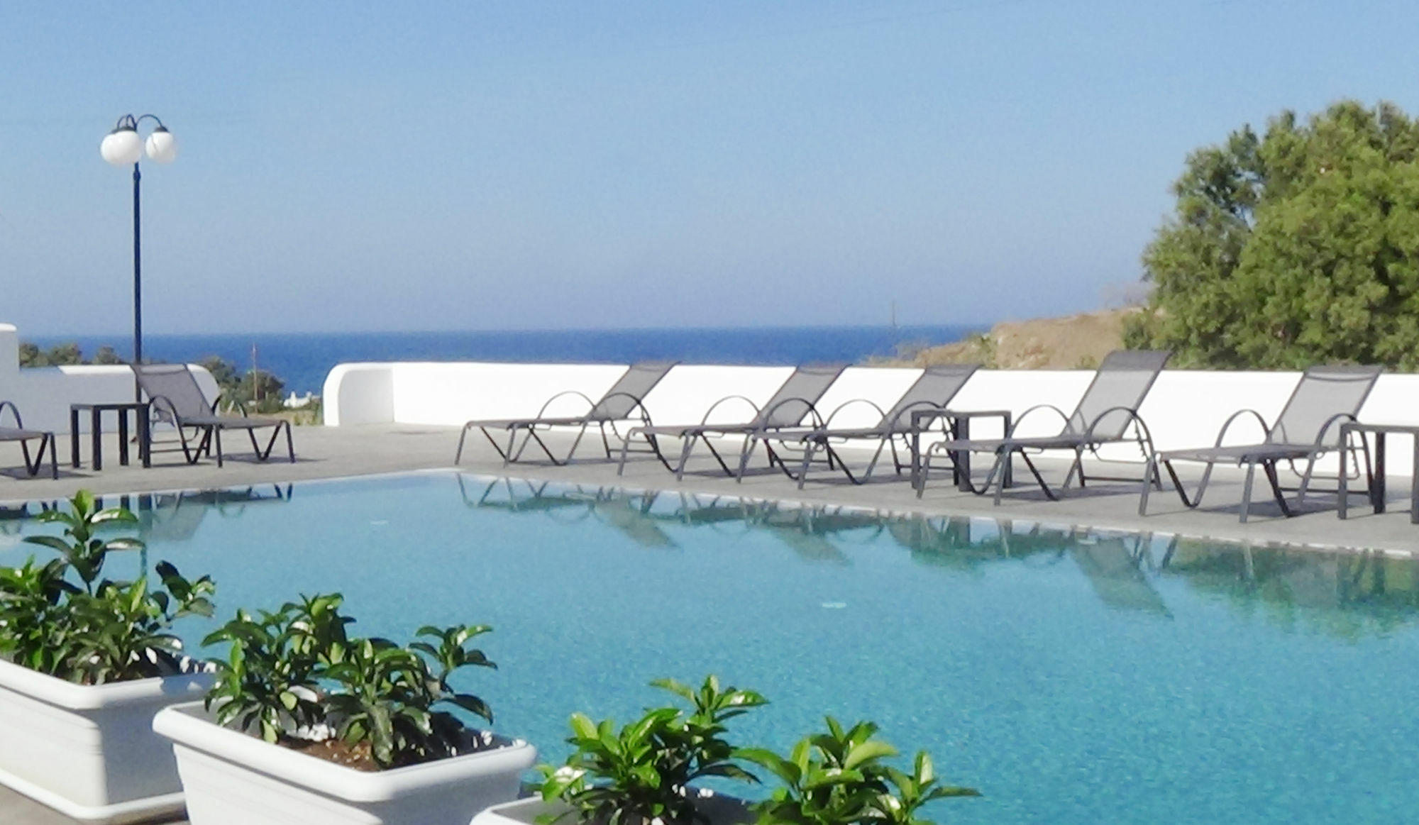 Sea And Sand Villas โมโนลิธอส ภายนอก รูปภาพ